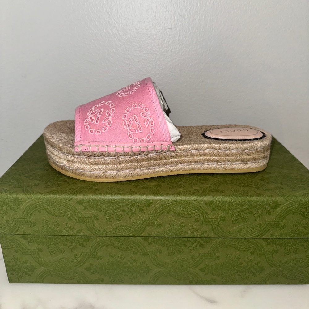 Gucci Damita GG Eyelet Espadrilles